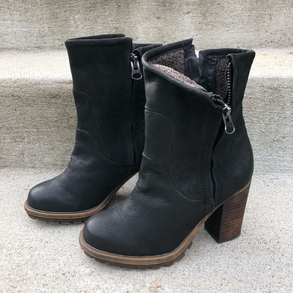 Sherpa lined ALDO chelsea boot